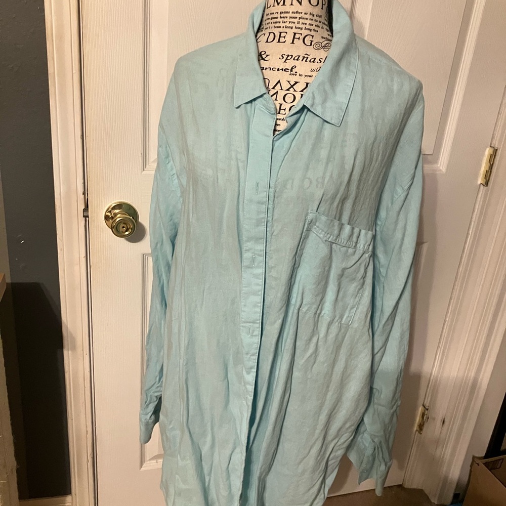 Old Navy Sky Blue Linen Boyfriend Shirt